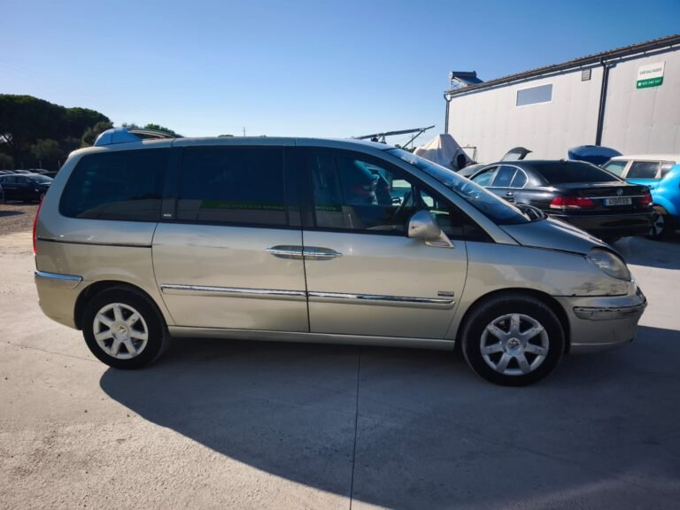 Peugeot 807 2.2 HDi (6)