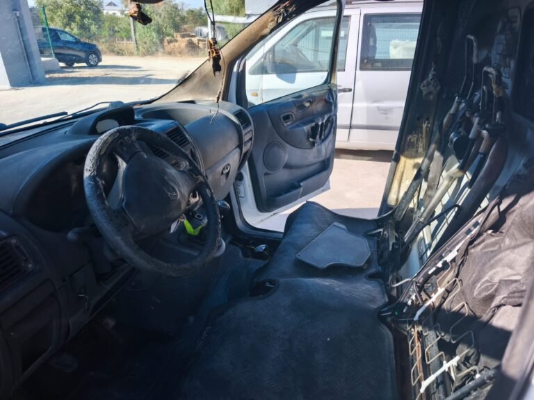 Peugeot Expert 2.0 HDi (1)