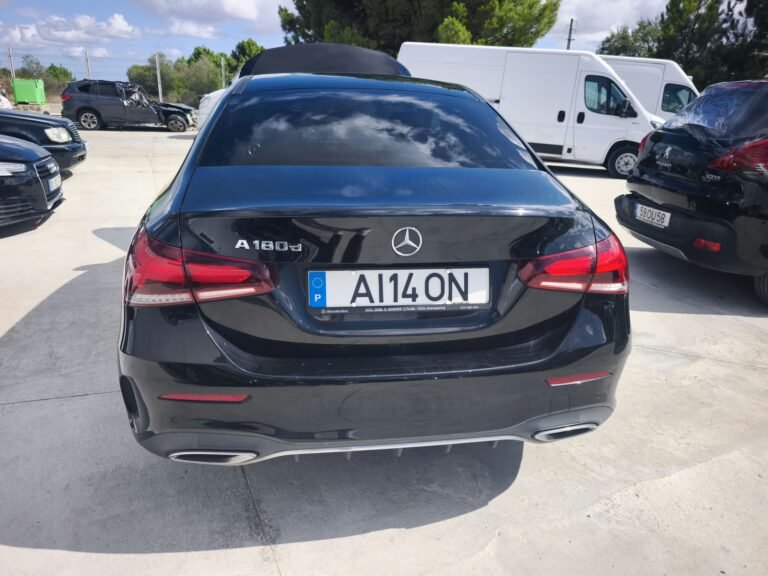 Mercedes-Benz A 180 d 2021 (6)