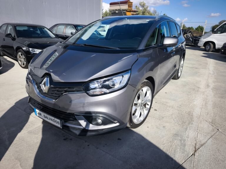 Renault Grand Scénic 1.5 dCi (12)