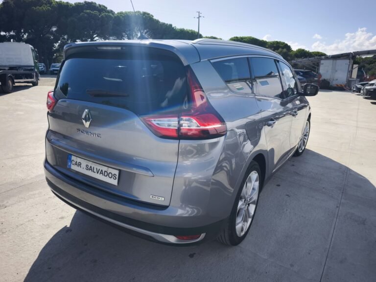 Renault Grand Scénic 1.5 dCi (17)