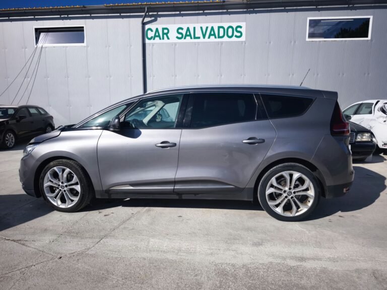 Renault Grand Scénic 1.5 dCi (19)