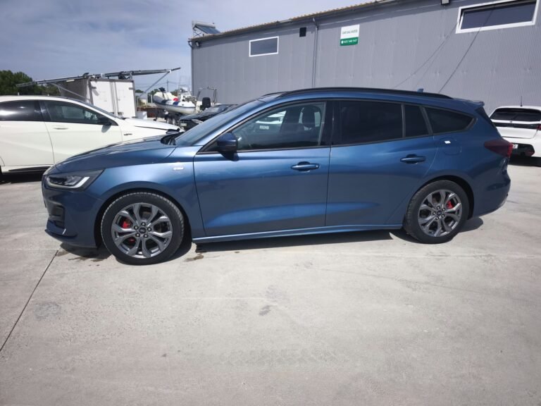 Ford Focus SW Híbrido 2023 (5)