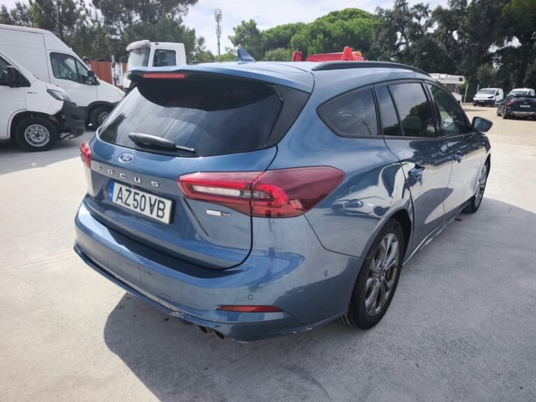 Ford Focus SW Híbrido 2023 (9)