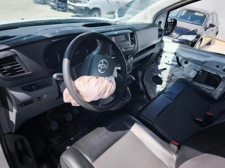 Toyota Proace 2.0 Diesel 144 cv 2022 (12)