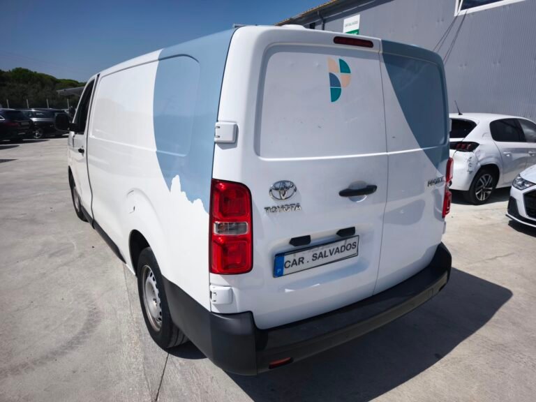 Toyota Proace 2.0 Diesel 144 cv 2022 (3)