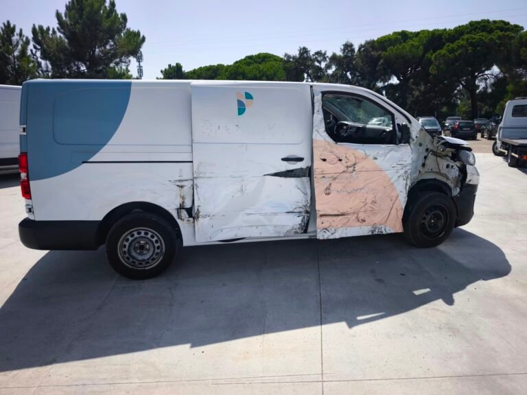 Toyota Proace 2.0 Diesel 144 cv 2022 (6)