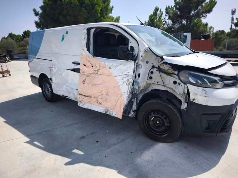 Toyota Proace 2.0 Diesel 144 cv 2022 (9)